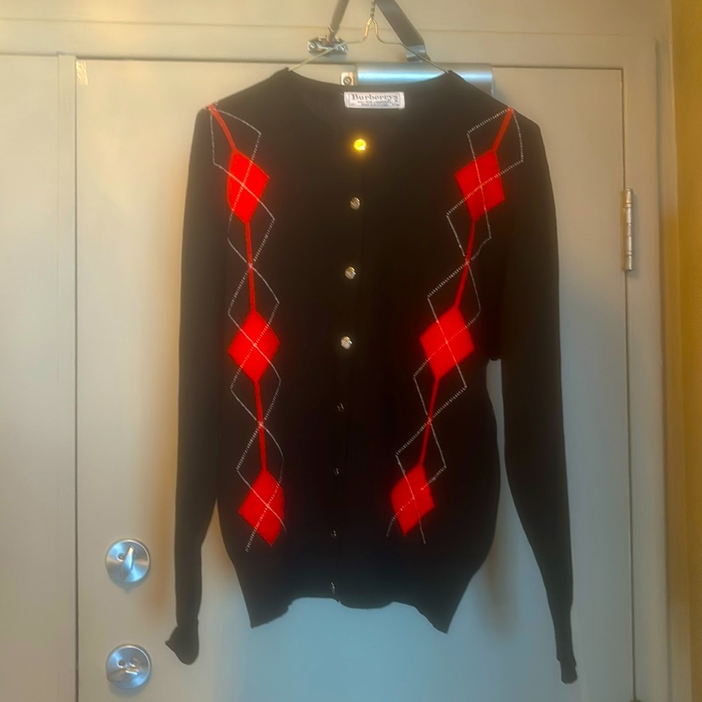 Vintage Black/Red Burberrys Sweater